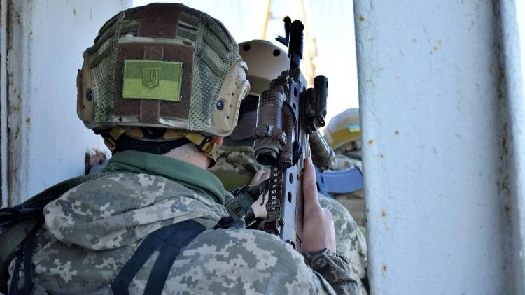 Солдаты ВСУ устроили террор мирного населения Донбасса