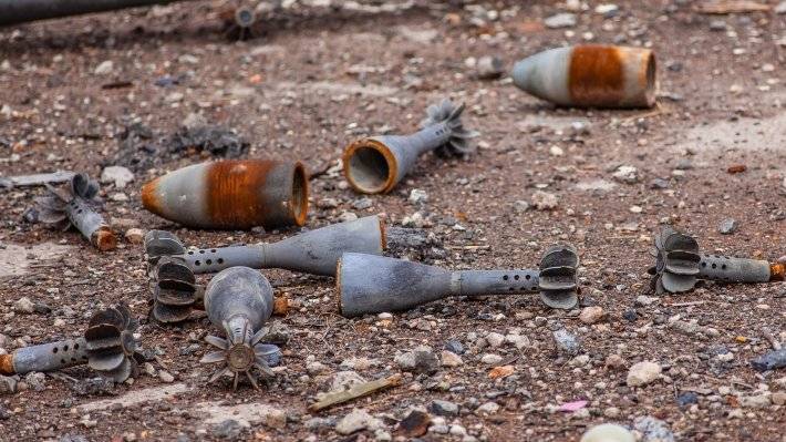ВСУ начали усиленно бомбить Донбасс накануне встречи в Минске
