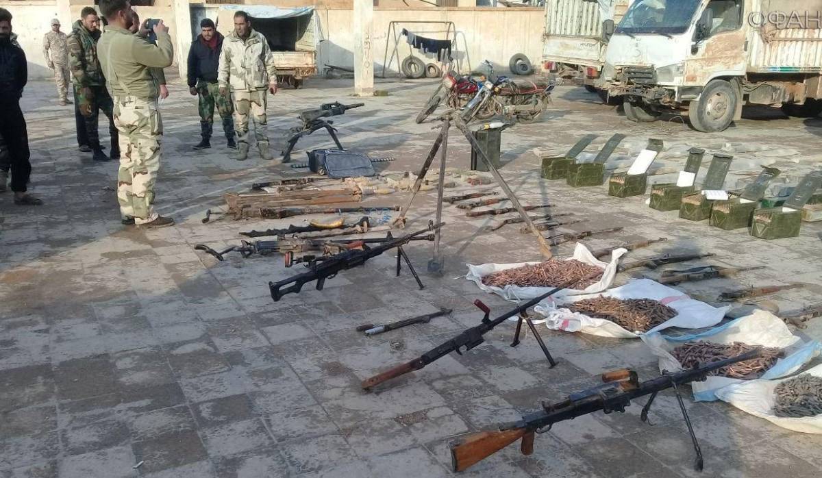 Секретный схрон джихадистов: САР нашли крупный склад оружия в Эс-Сувейде
