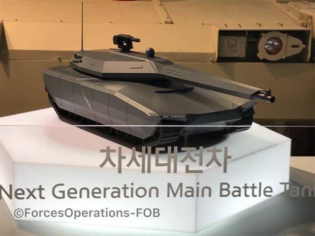 Мода на стелс: макет танка нового поколения представили в Южной Корее
