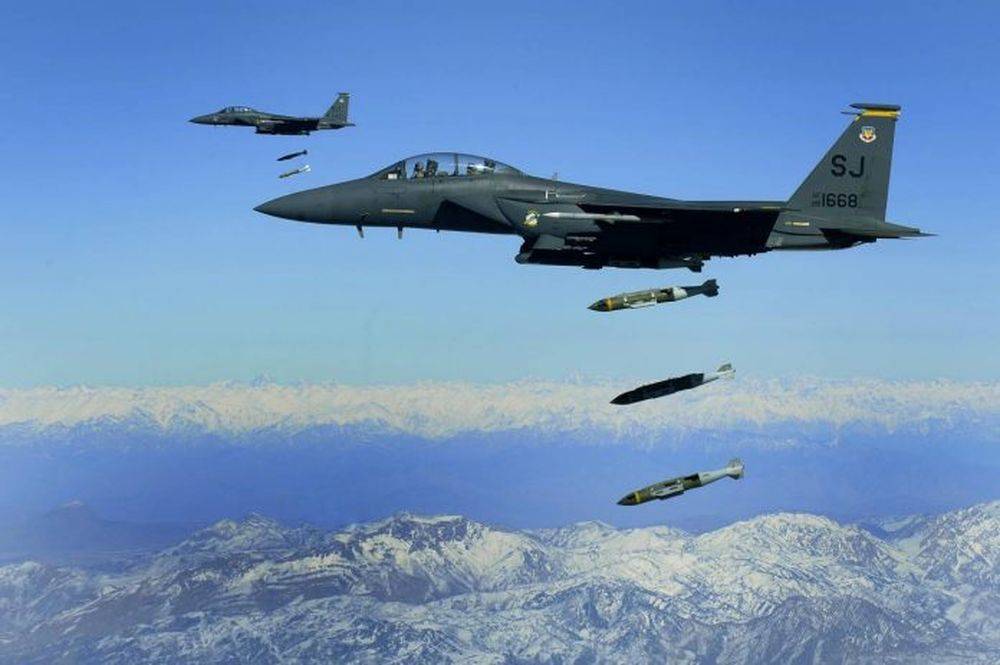 Американцы разбомбили собственную военно-воздушную базу в Сирии