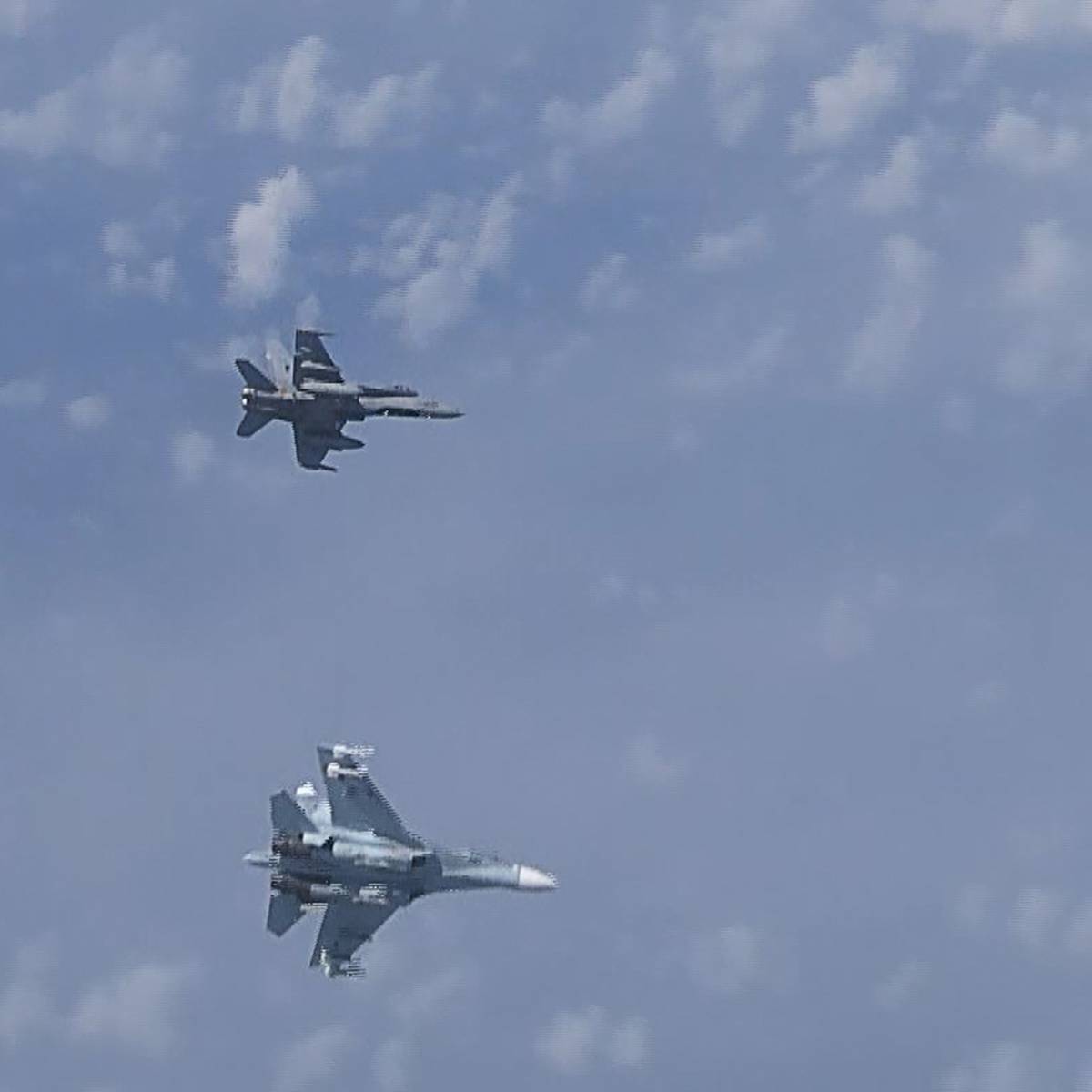Военные самолеты РФ вторглись в зону ПВО Южной Кореи