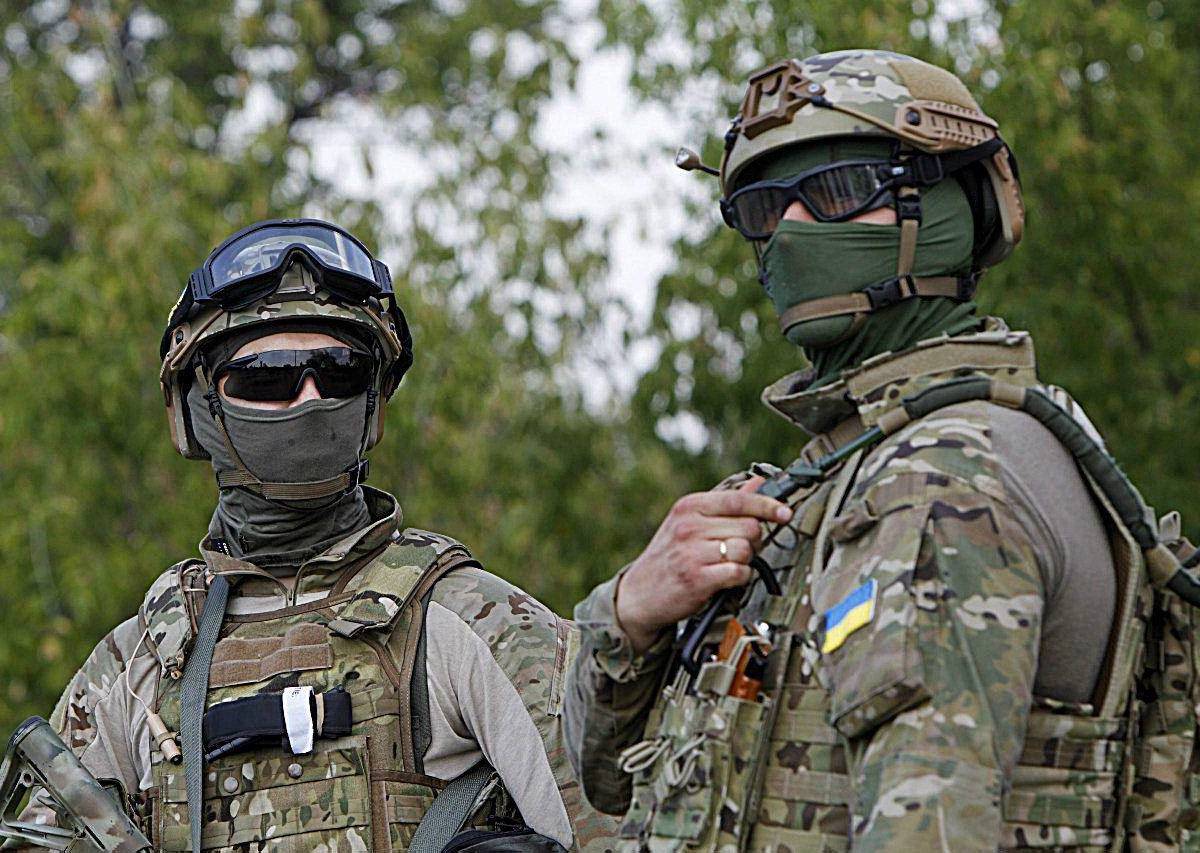 Диверсанты ВСУ в Донецке взорвали вышку сотовой связи