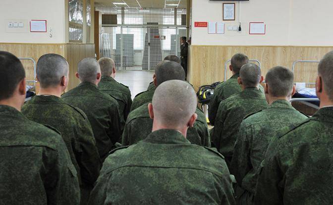 Синдром Шамсутдинова: Армией снова начнут пугать призывников