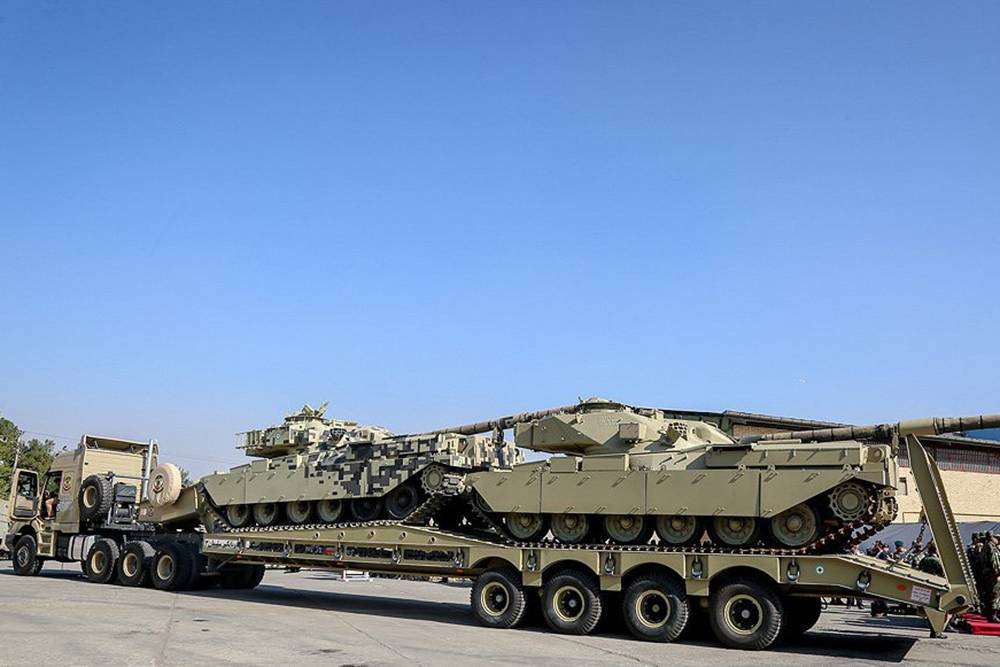 Новый тягач-танковоз способен перевозить две бронемашины весом 60 тонн