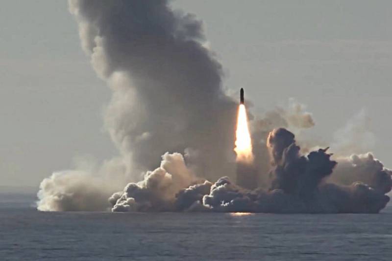 Морские стратегические ядерные силы: взвешиваем "за" и "против"