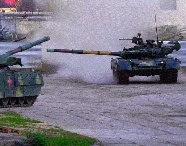 Дрифт украинского Т-80БВ с двигателем в 1250 л.с. попал на видео