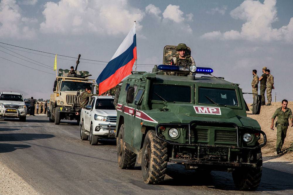 Взрыв на пути следования военной полиции в Сирии ранил российских офицеров