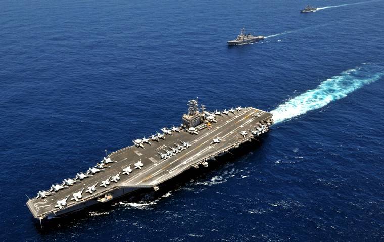 О чем говорит неготовность сразу десяти авианосцев ВМС США