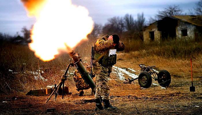 Удар по Донецку: обстрелу предшествовал взрыв и стрельба на позициях ВСУ
