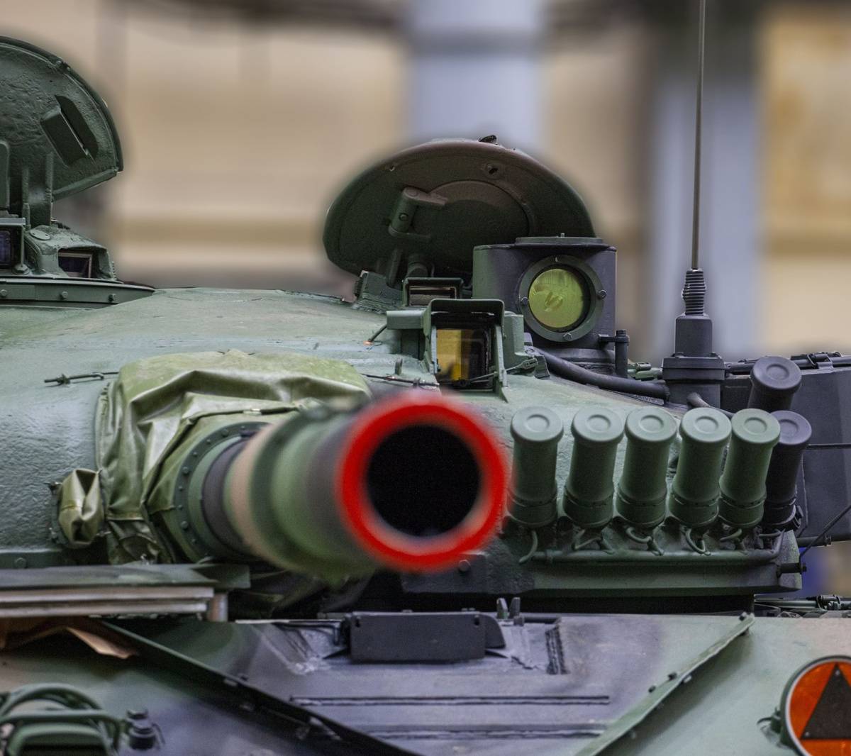 "Одноразовые танки": польские Т-72М1 сравнили с российскими Т-72Б3