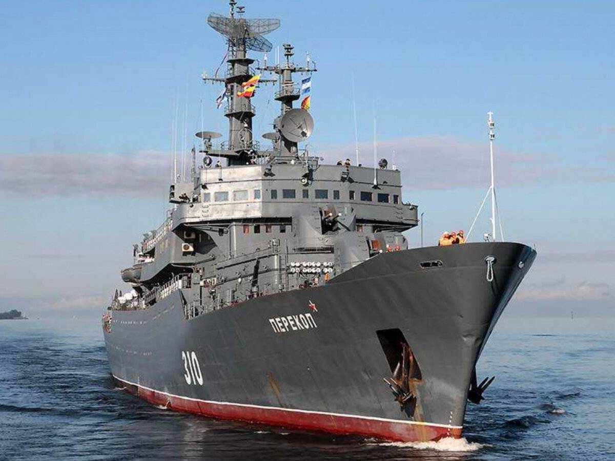 The Independent: корабль РФ «Перекоп» лишил британских моряков Рождества