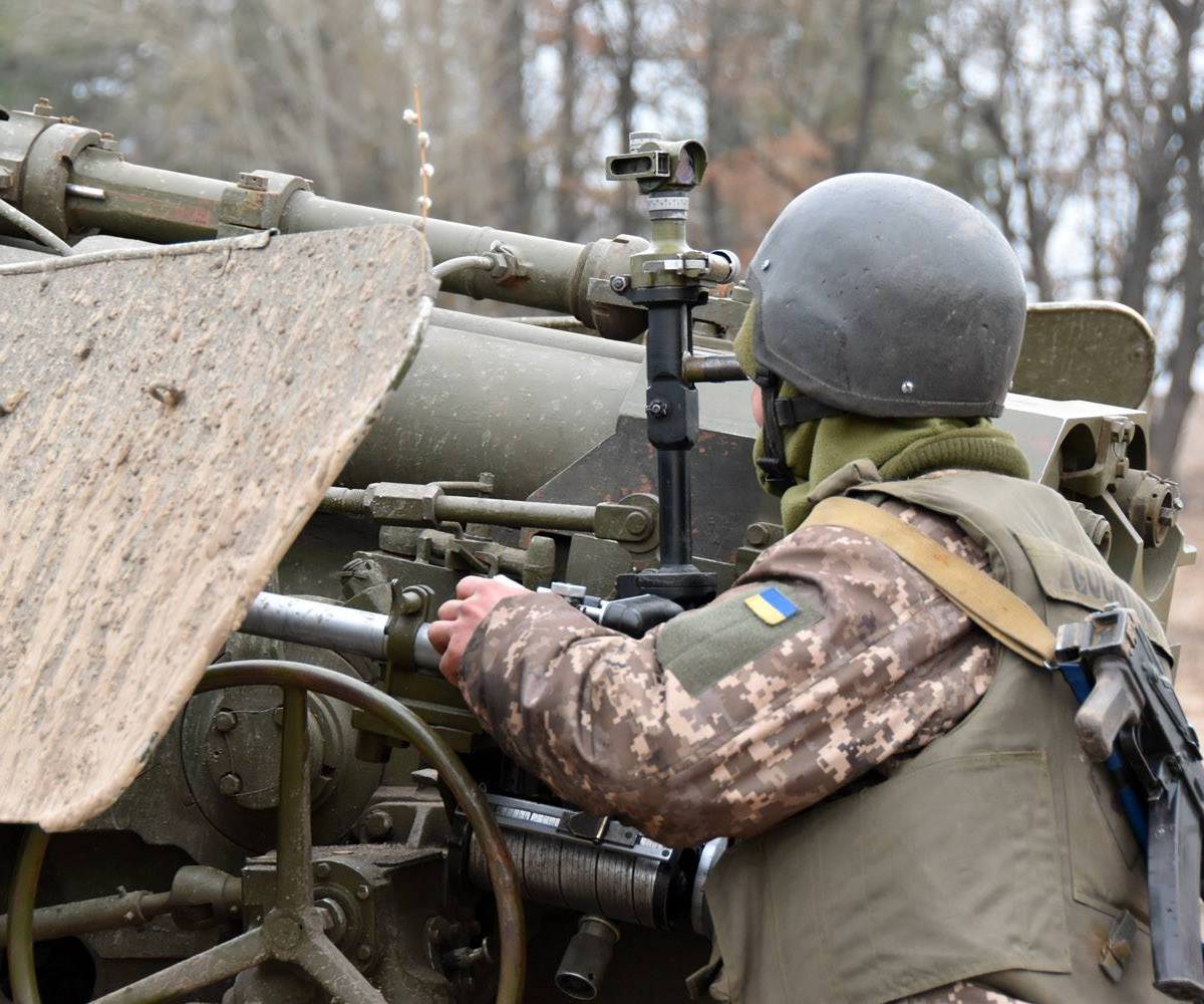 Мощный кулак ВСУ: Украина тихой сапой подводит на Донбасс «крупный калибр»
