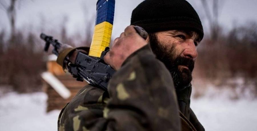 Украинский солдат расстрелял троих сослуживцев на Донбассе