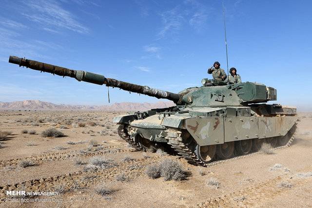 В Иране английские танки получили моторы от русских Т-72С, Т-72Б3 и Т-90