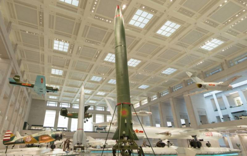 Баллистические, крылатые и зенитные ракеты в экспозиции Военного музея