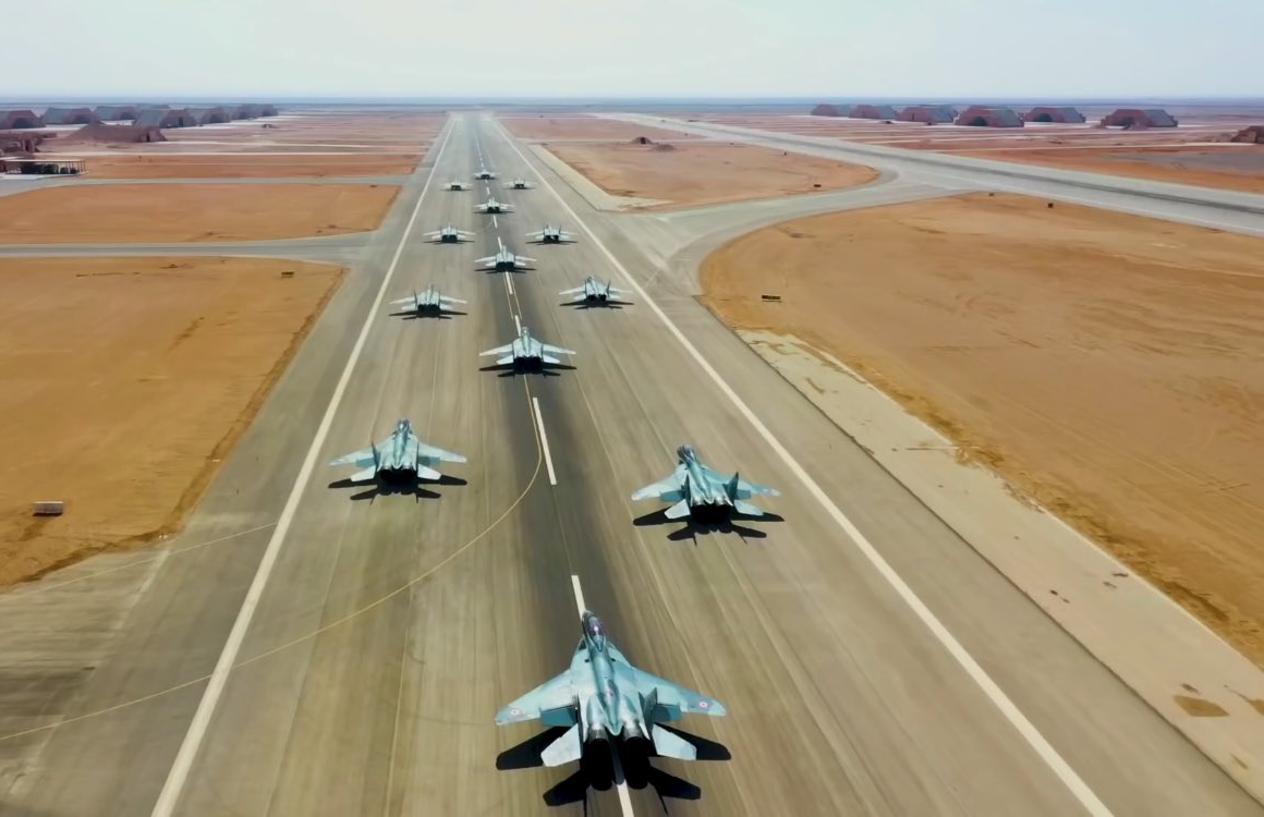 The Aviationist: МиГ-29 показали свою мощь, пройдя «слоновьей прогулкой»