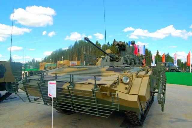 Легенда вернется: в России хотят восстановить производство БМП-2?