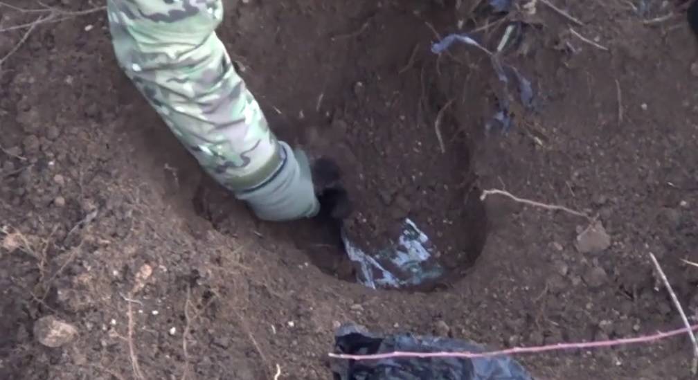 В Крыму обнаружены схроны со взрывчаткой, оборудованные по заданию Киева