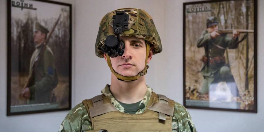 Бойцы ВСУ торгуют военной помощью США на украинском «Авито»