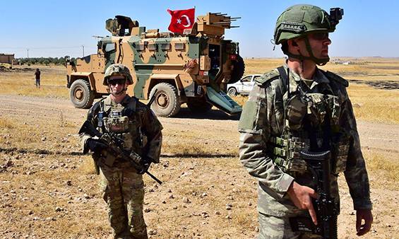 Армия Эрдогана бомбит Идлиб, а в Аллепо гибнут наши военные