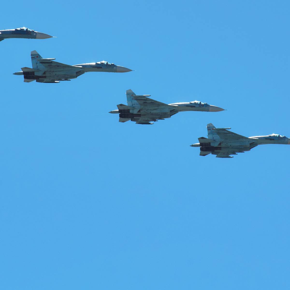 Пять ликов "Фланкера": названы лучшие самолеты на основе Су-27