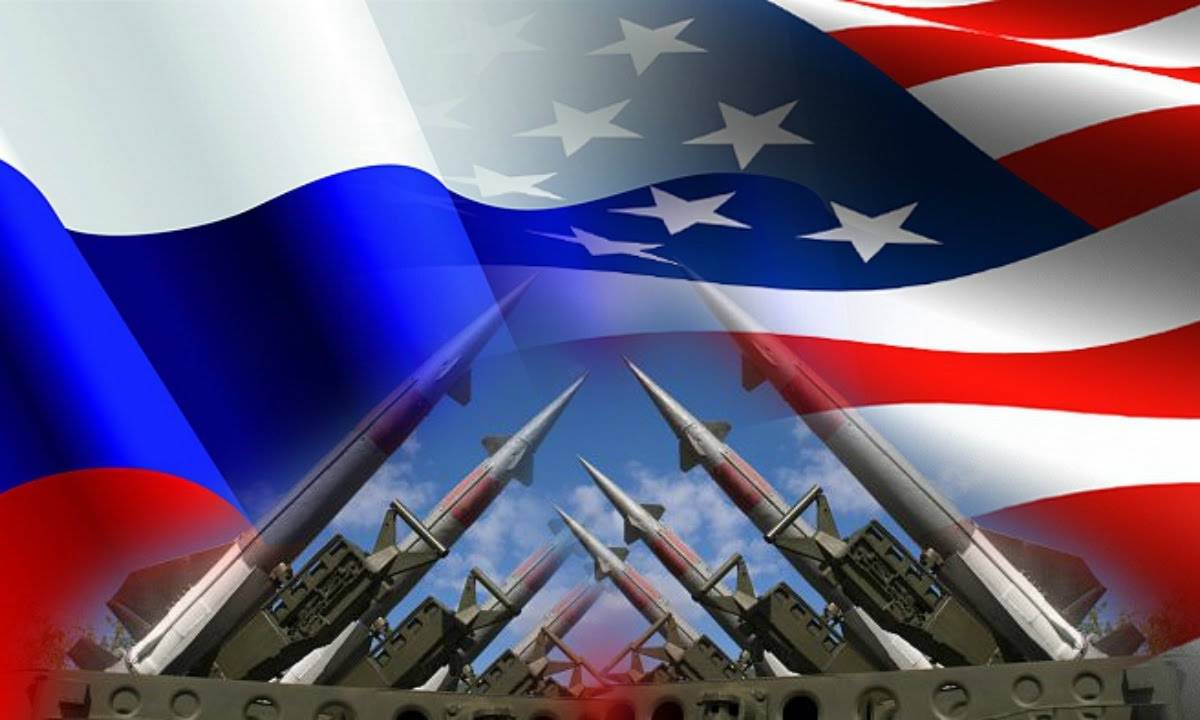 США втягивают РФ в гонку вооружений блефом о "самых мощных ядерных силах"