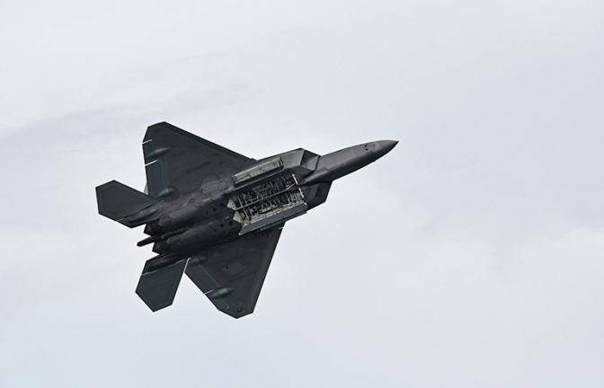 Война в Сирии: F-22 и F-35 нарвались на «Красуху-4» и сломались