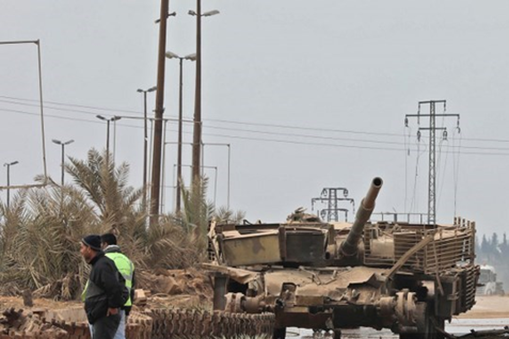 Четыре попадания: подбитый Т-72М1 Adra сирийской армии попал на фото