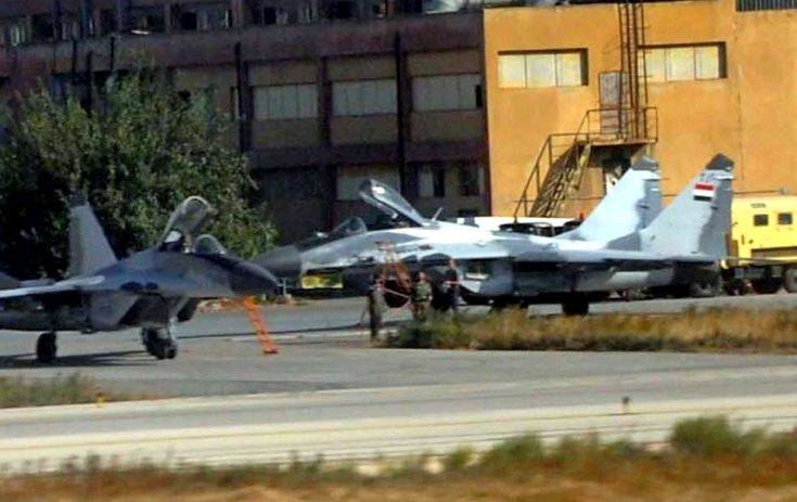 Истребитель МиГ-29 ВВС Сирии разбился надалеко от авиабазы Шейрат