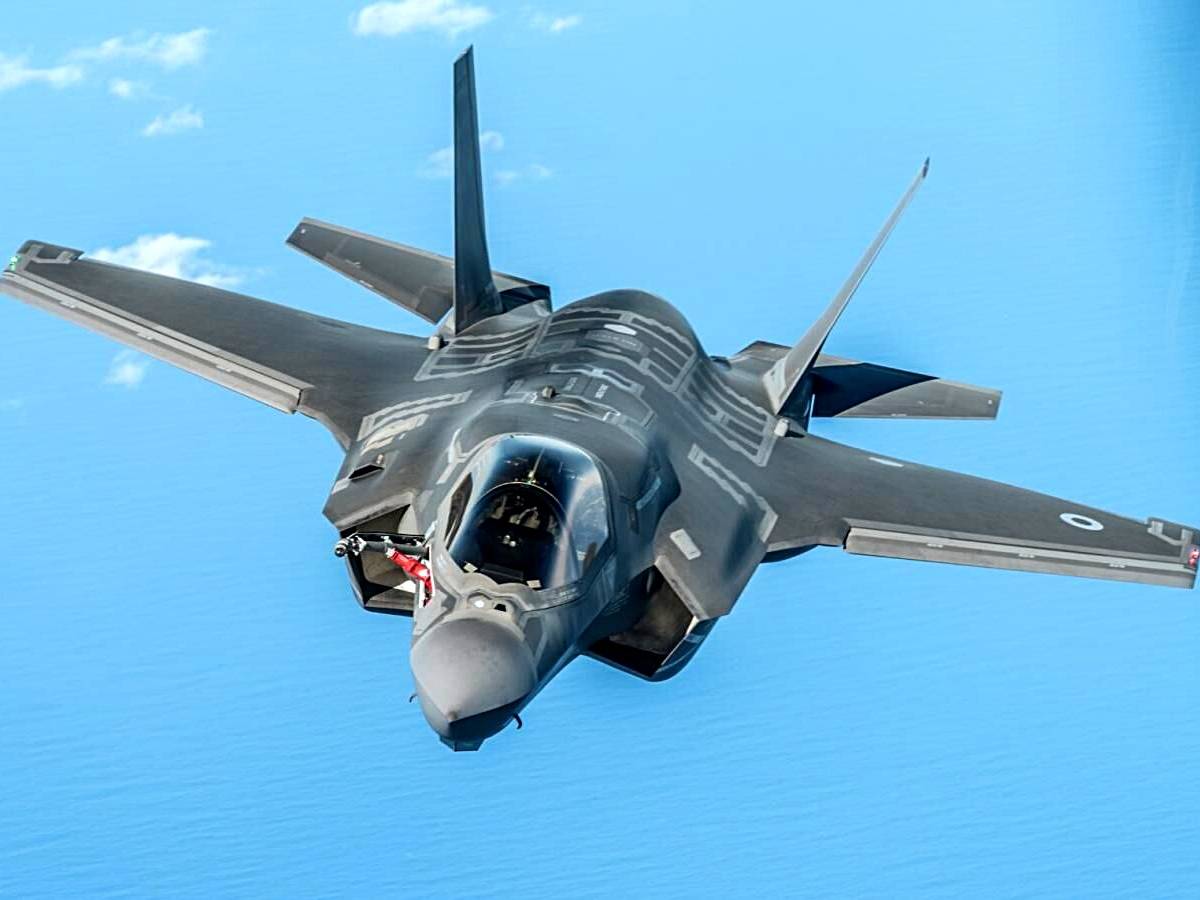 Напичканный ошибками F-35 теряет звание мощнейшего в мире истребителя