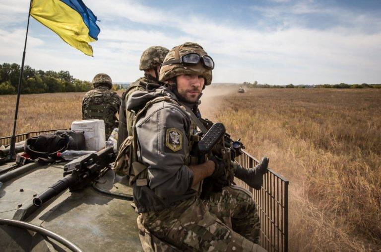 На Украине похвастались новым броневиком, который и пуля не берет