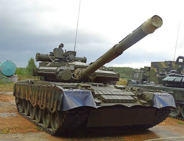 Танкисты-морпехи рассказали о преимуществах Т-80БВ по сравнению с Т-72Б3
