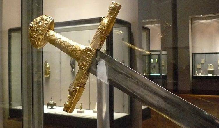 Знаменитые мечи, имеющие собственное имя