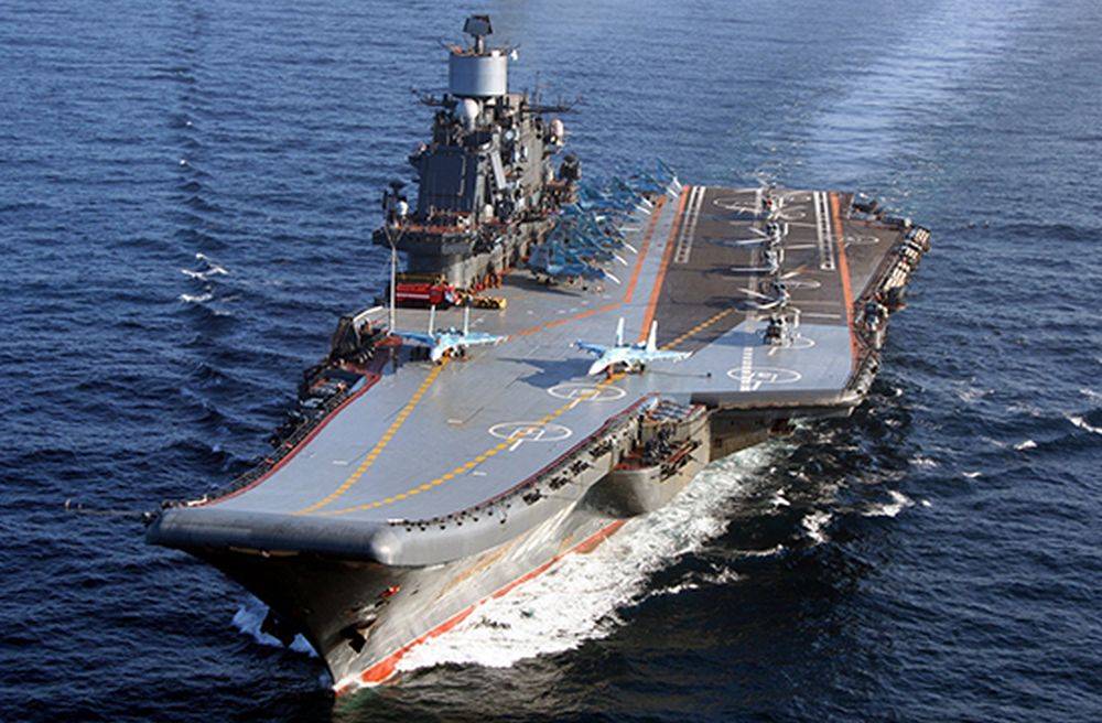 Озвучен размер ущерба от пожара на крейсере «Адмирал Кузнецов»