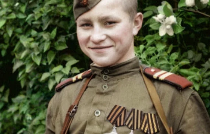 За что Иван Кузнецов в 17 лет стал кавалером трех орденов Славы