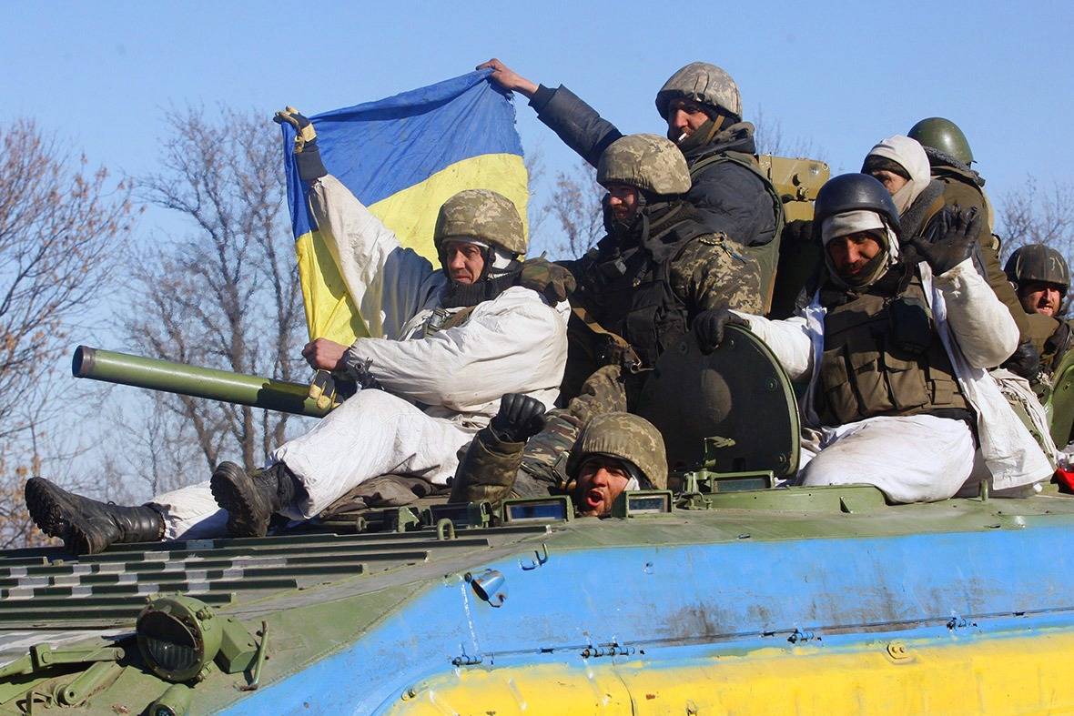 Почему Киев гонит ВСУ в Донбасс, не боясь коронавируса