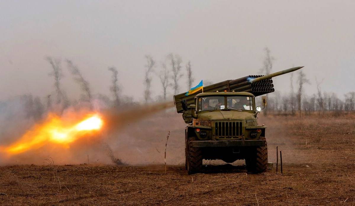 ВСУ готовят на Донбассе провокации, чтобы вернуть доверие Киева