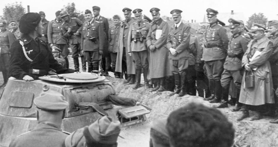 Почему Гитлер малым потерям корпуса Гудериана изумлялся
