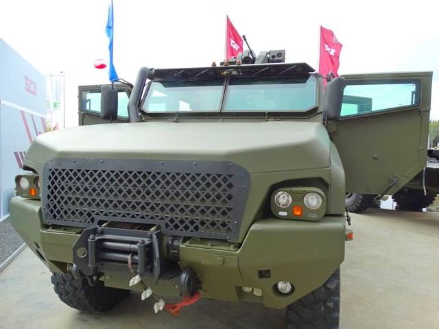 В Сухопутные войска России поступят более 30 бронеавтомобилей "Тайфун 4х4"