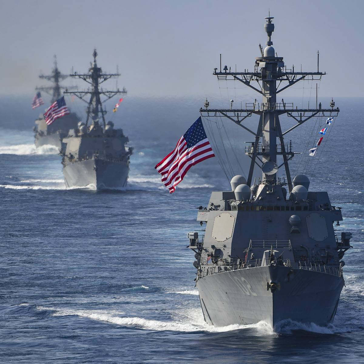 NI объяснило, как военная мощь РФ спровоцировала корабельный кризис ВМС США