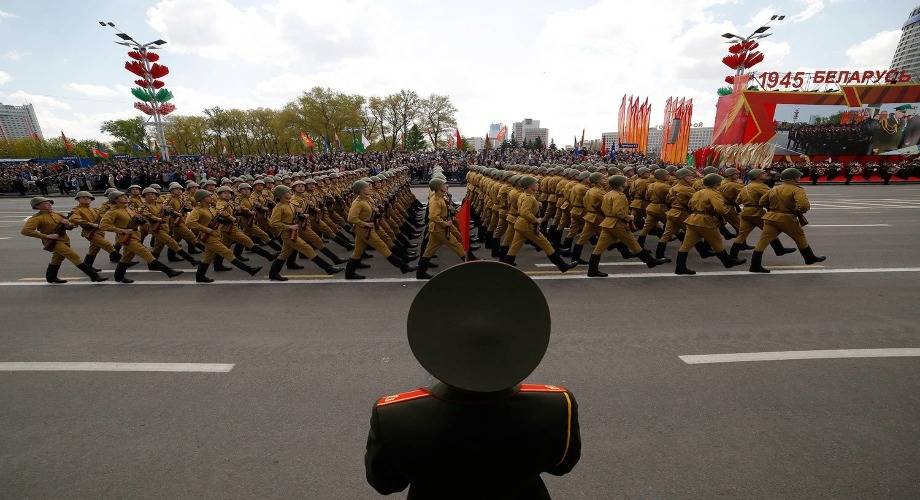 Парад Победы в Минске: какая военная техника участвовала