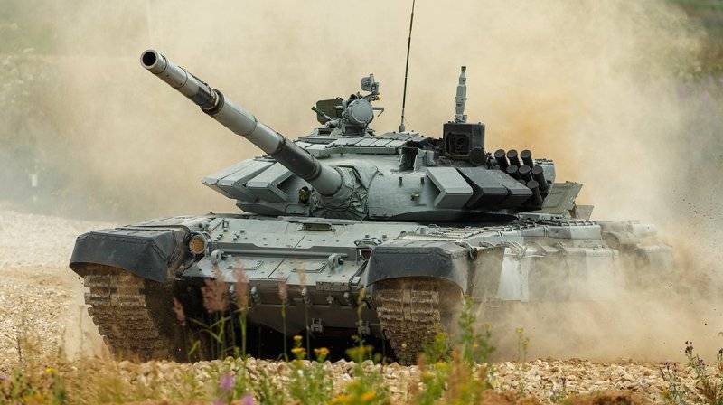 Польские СМИ обеспокоены переброской русских танков в Белоруссию