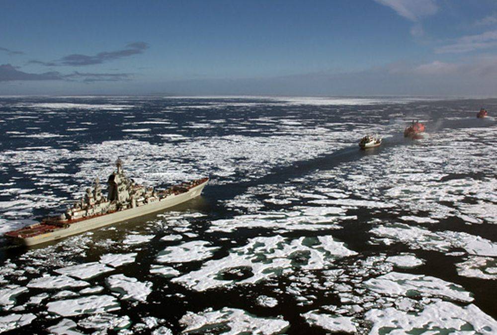 Американский эксперт: США нечего противопоставить 40 ледоколам России