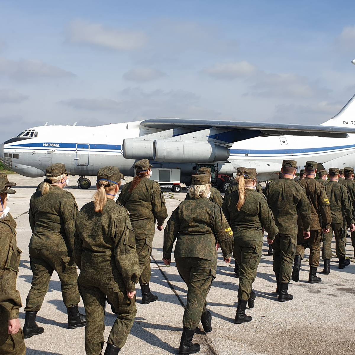 Военное красноярск. Военные в Красноярске. Военный самолеты РФ МТО. Военные материалы последние. Самолёты России военные для переброски солдат.