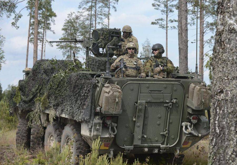 Эстония усиливает армию и просит НАТО делать то же самое