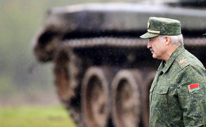 Нам нужна своя ракета: Лукашенко готовится к войне