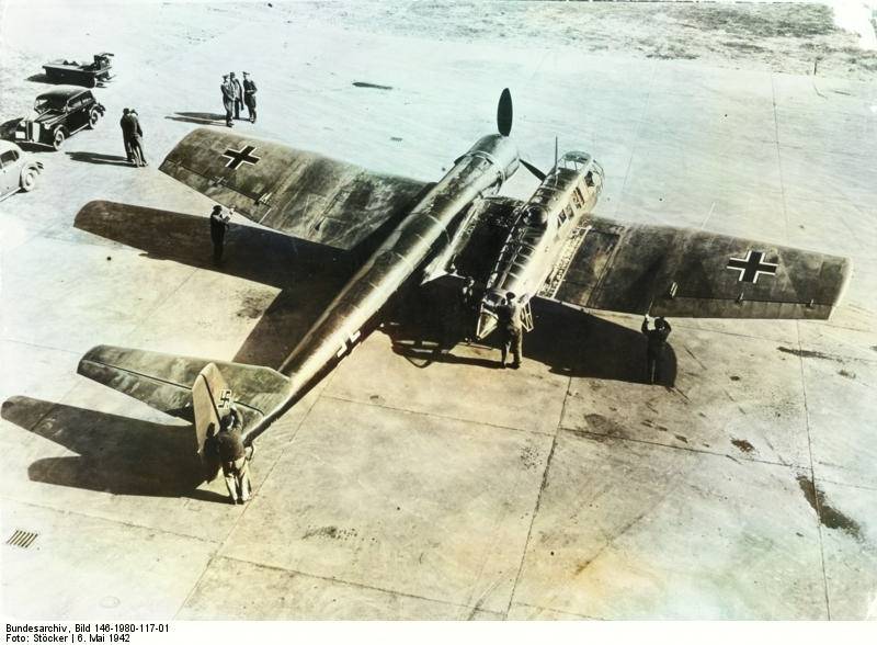 Разведчик Blohm und Voss BV 141 - "самолет с коляской"