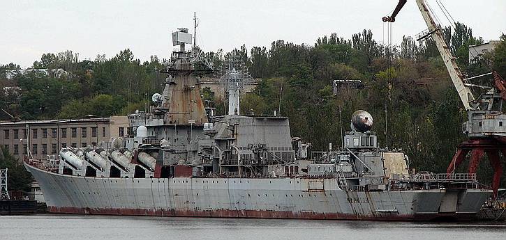Недостроенный крейсер "Украина" предложено расстрелять и затопить