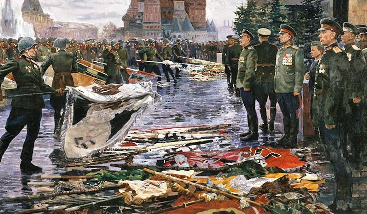 Почему на Параде Победы в 1945-м низлагали кайзеровские знамёна?